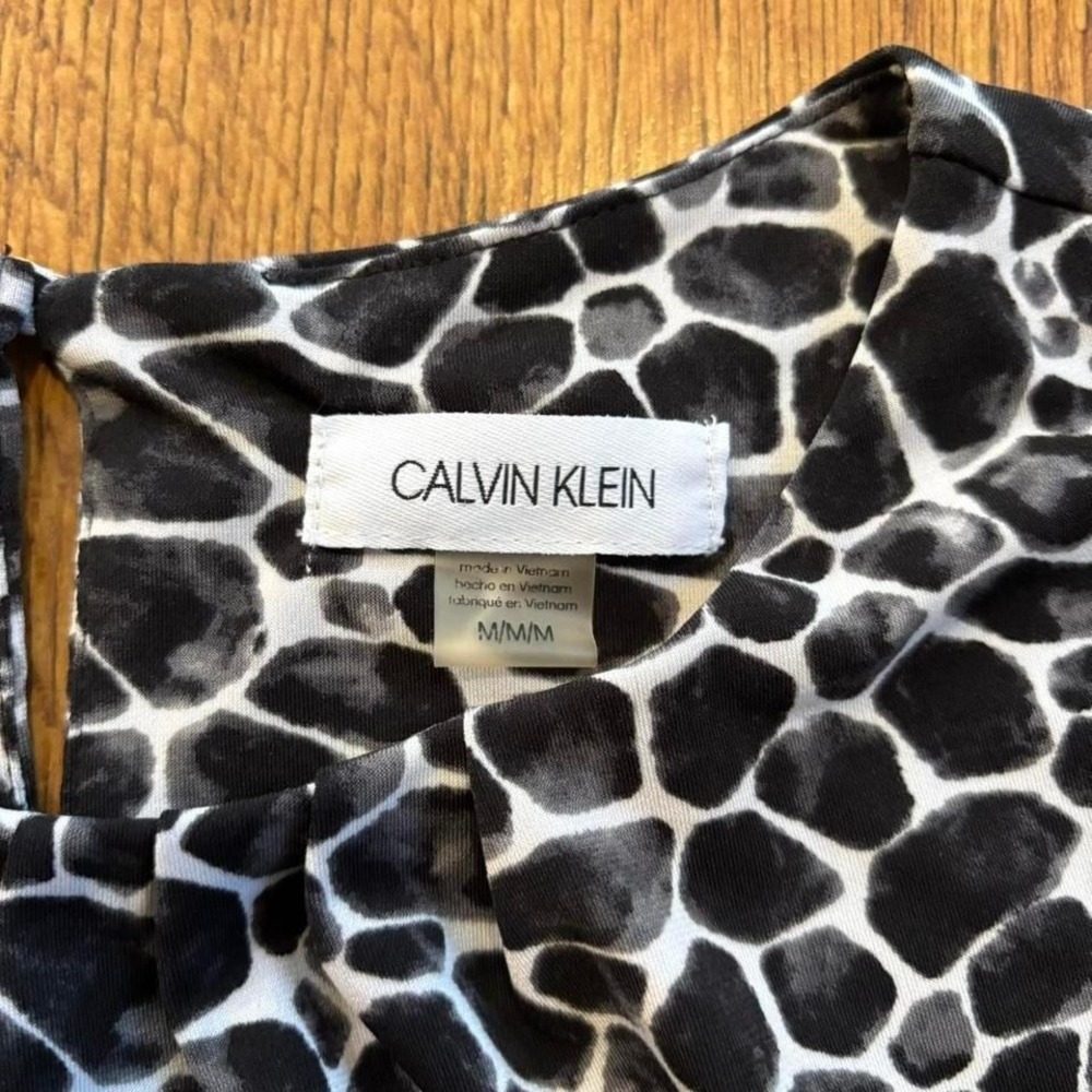 Black and White Calvin Klein Women's animal print sleeveless top - Picture 6 of 8